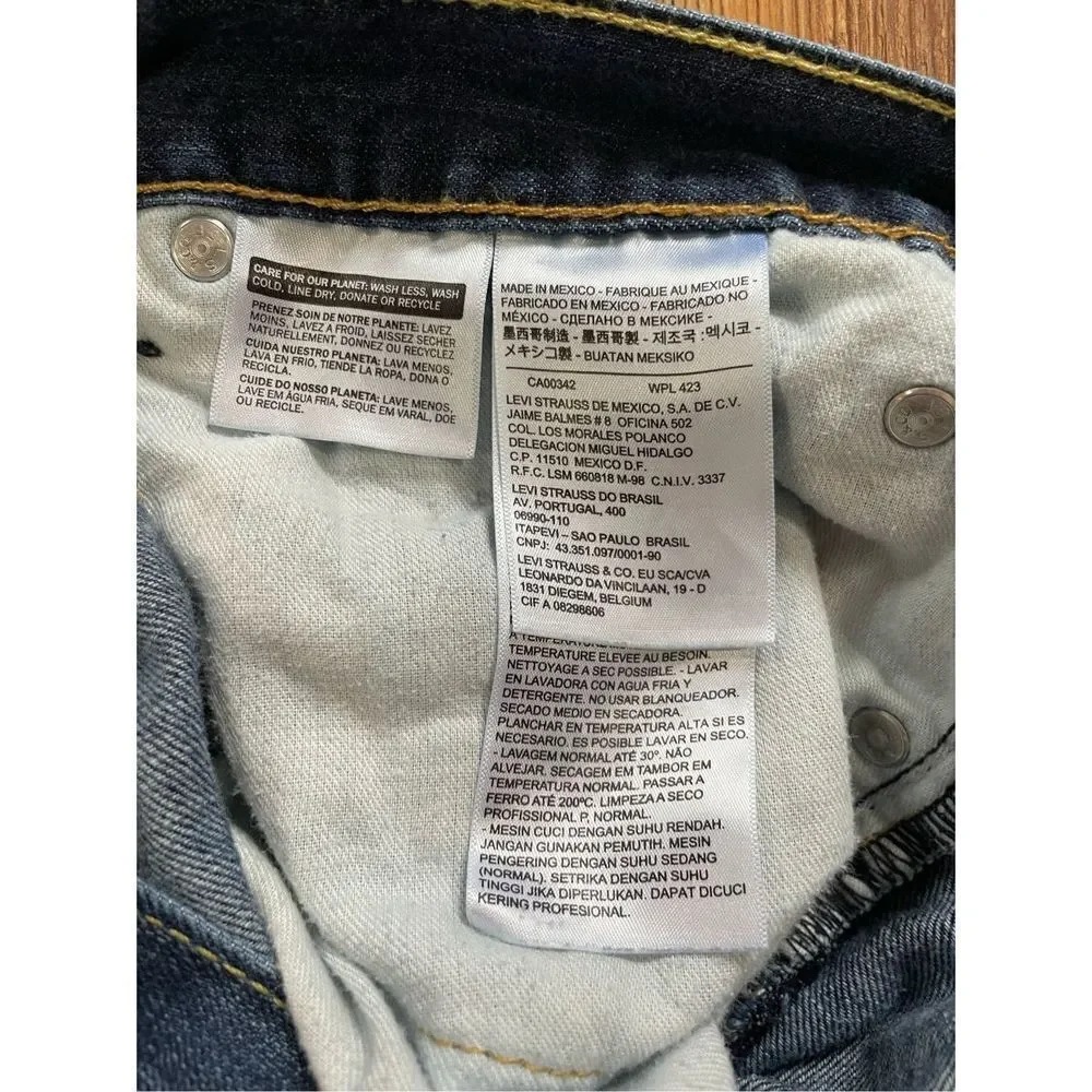 Levi’s Mens 505 straight leg jeans 38x32‎